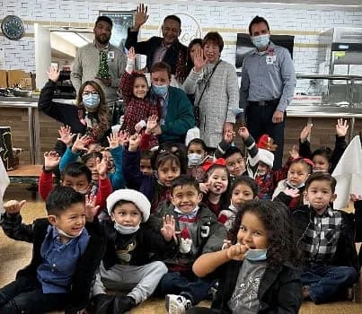 Los Angeles Community Hospital Hosts Holiday Gathering for Kindergarten Class